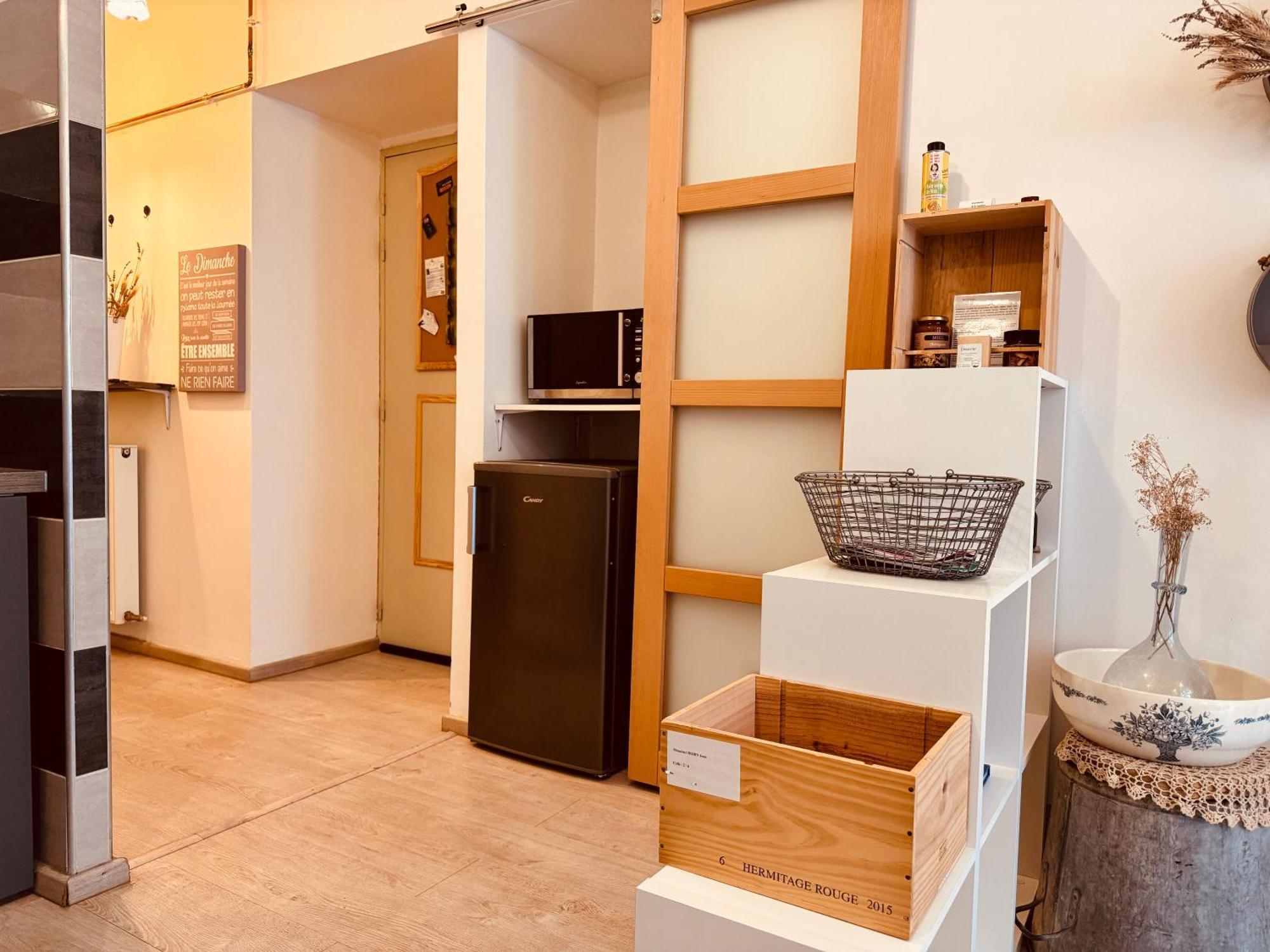 La Lavandiere, Centre Historique, Fibre, Ess, Rez-De-Chaussee, Bedinshop Romans-sur-Isere Exterior photo